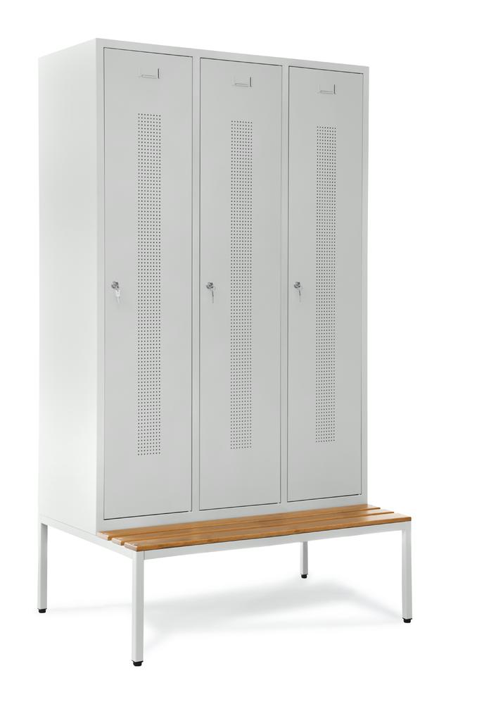 Garderobekast metaal met zitbank | lichtgrijs RAL 7035 | met ondergebouwde zitbank, houten latten | 400 | cilinderslot