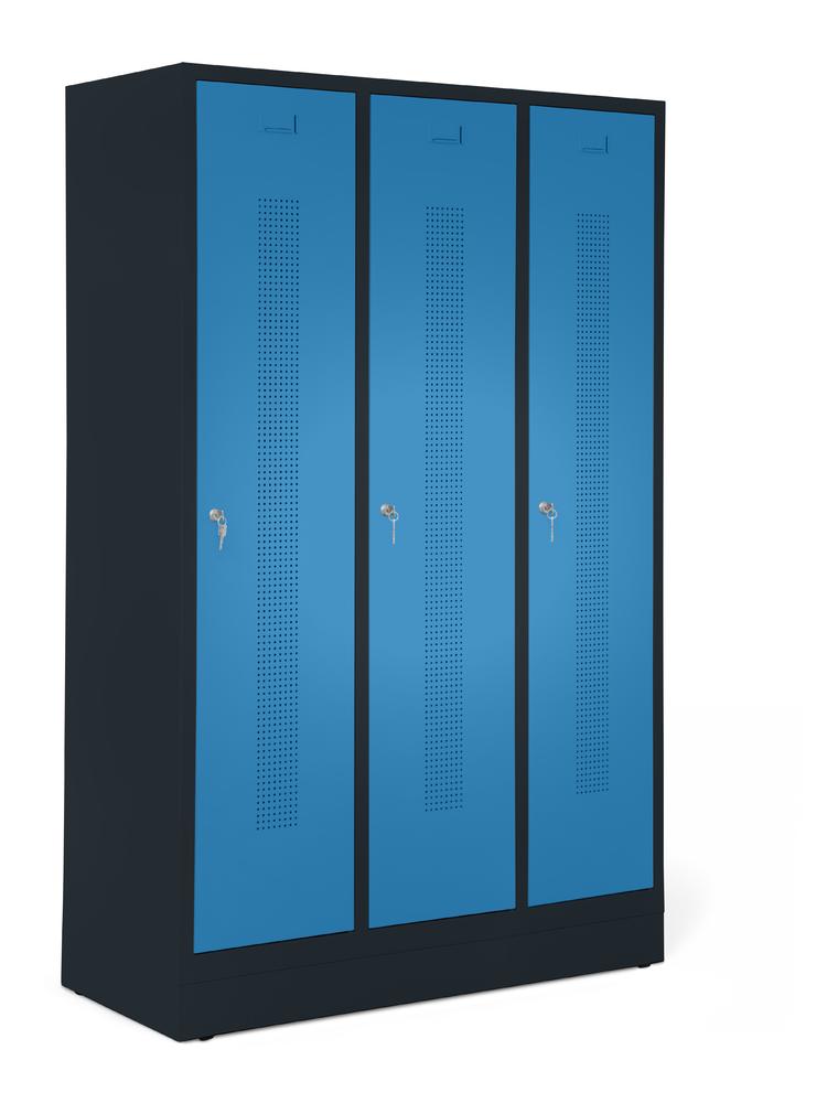 Garderobekasten SYSTEEM SP1 met sokkel | lichtblauw RAL 5012 | met sokkel | 400 | cilinderslot