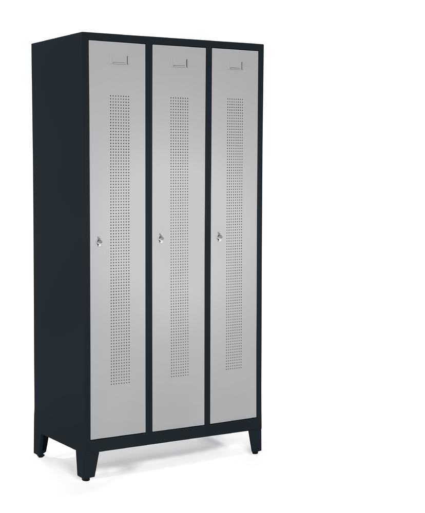 Garderobekast metaal met poeten | aluzilver RAL 9006 | met poeten | 400 | haak- en oogslot