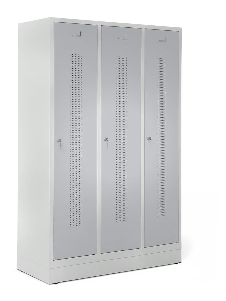 Garderobekasten SYSTEEM SP1 met sokkel | aluzilver RAL 9006 | met sokkel | 400 | cilinderslot